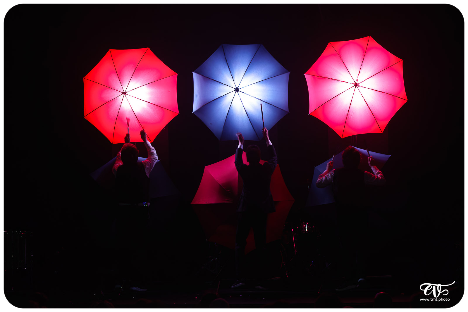 DRUM BROTHERS (LES FRÈRES COLLE)